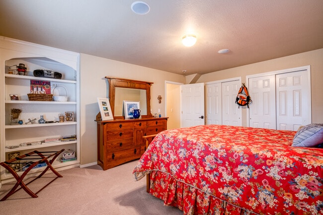 Building Photo - 5613 Bridlespur Ridge Pl