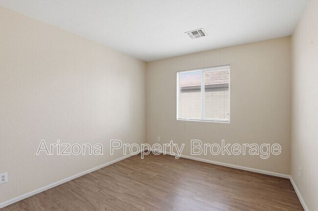 Building Photo - 435 W Corriente Ct
