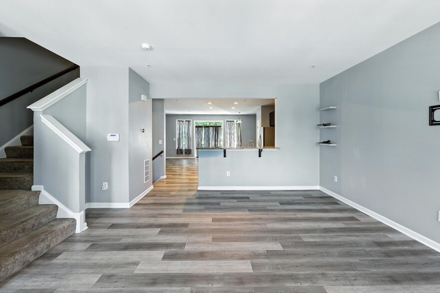 Building Photo - 4905 Forest Pines Dr