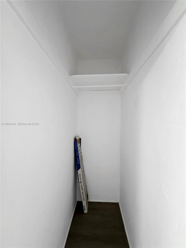 Building Photo - 900 Jefferson Ave