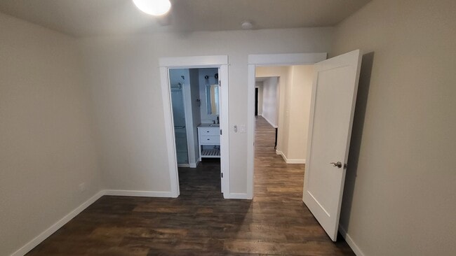 Building Photo - 1460 NW Newport Ave