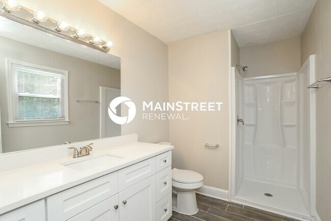 Building Photo - 3 Bedroom Pet-Friendly Home in Woodstock, GA with Main Street Renewal