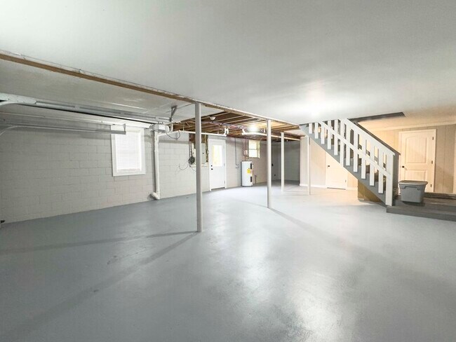 Building Photo - 1884 Pardue Dr