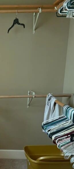 Building Photo - 303 Woodford Pl