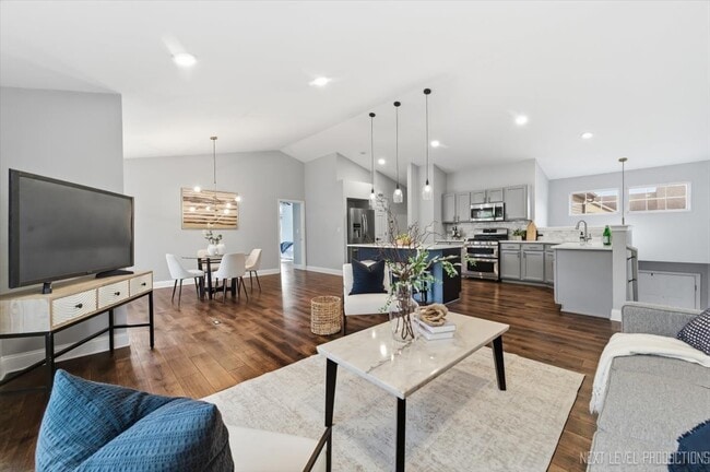 Building Photo - 1078 Park Hill Cir