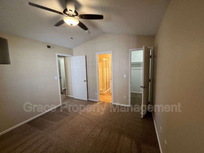 Building Photo - 5708 W Asbury Pl