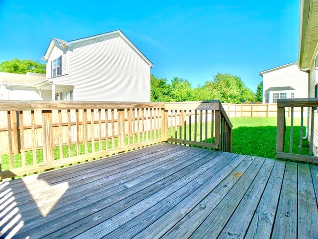 Building Photo - 118 N Cavalcade Cir