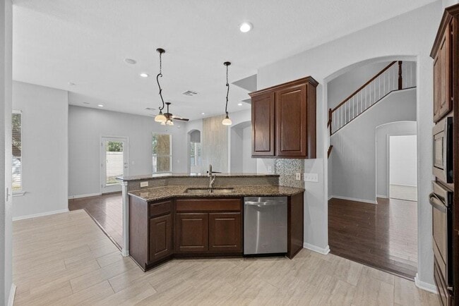 Building Photo - 5609 York Bridge Cir