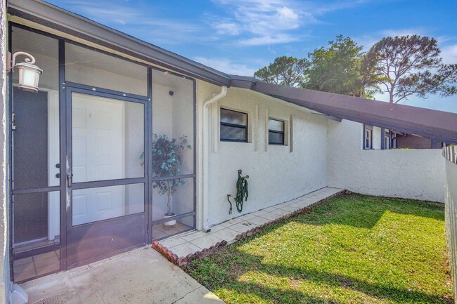 Building Photo - 89 Conaskonk Cir