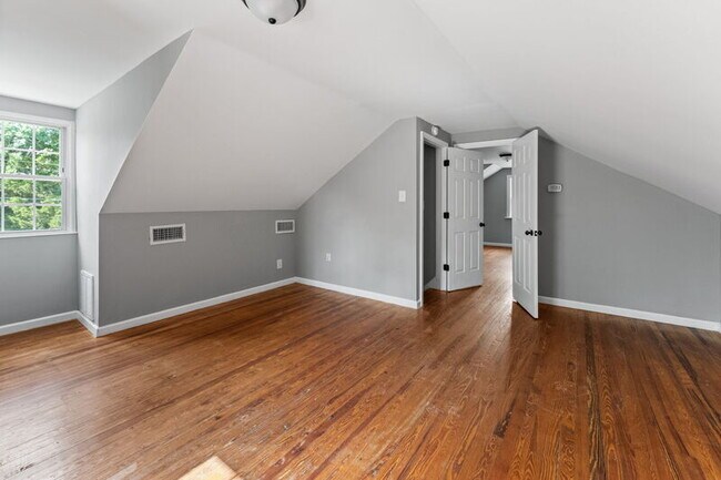 Building Photo - 2501 Williams St