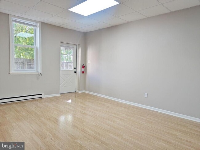 Building Photo - 110 N Main St