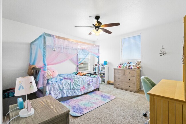 Building Photo - 2831 Elm Tree Park