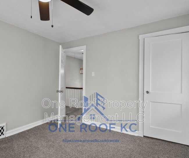 Building Photo - 416 N Elmwood Ave