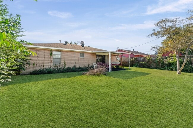 Building Photo - 1201 17th St