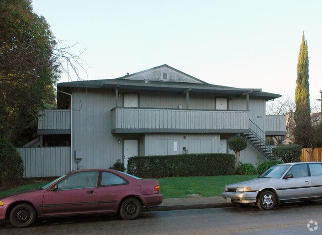 Building Photo - 1973 San Luis Avenue