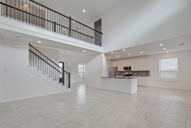 Building Photo - 4936 Sierra Ridge Dr