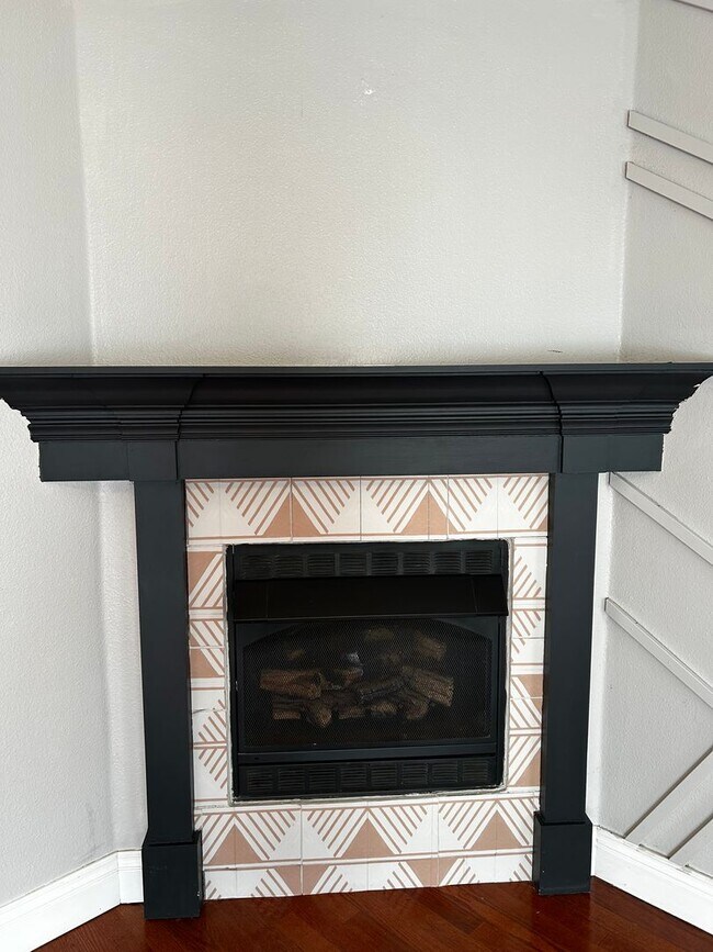 Building Photo - Fayetteville Home in Salem Village Subdivision!