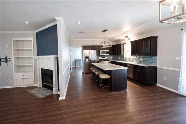 Building Photo - 658 Pierce Dr