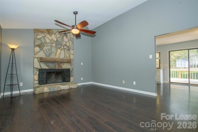 Building Photo - 11722 Carmel Lakes Dr