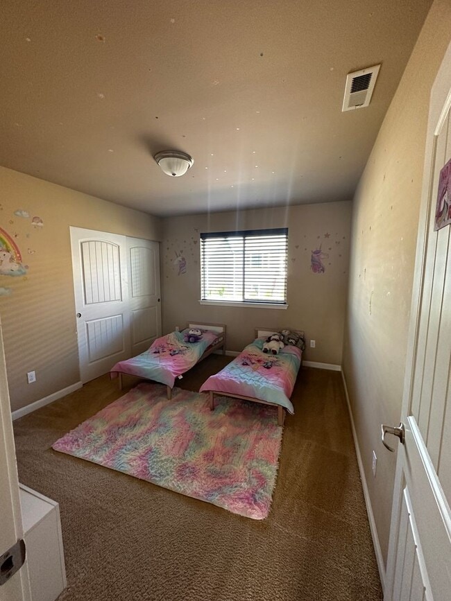 Building Photo - 1435 Farina Lp SE