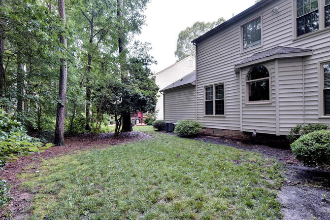 Building Photo - Beautiful Kiln Creek Executive Home