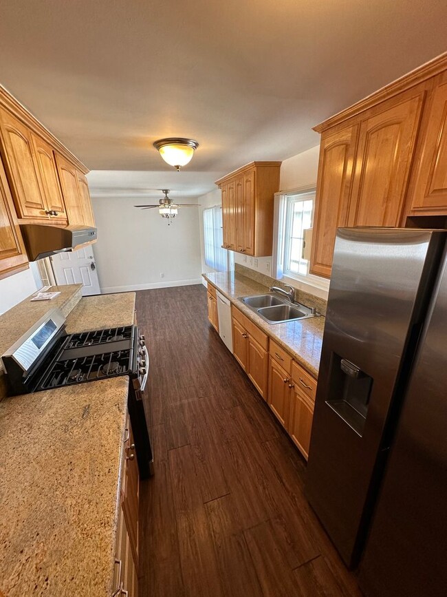 Building Photo - Corby