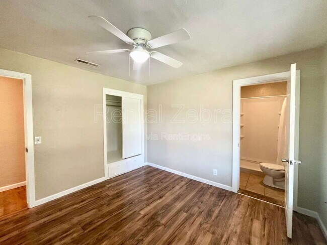 Building Photo - 1531 Marguerite St