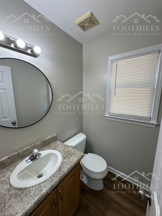 Building Photo - Comfort & Space in a Great Location! 3-Bed...