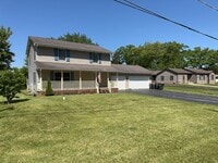 Building Photo - 36420 N Tamarack Dr