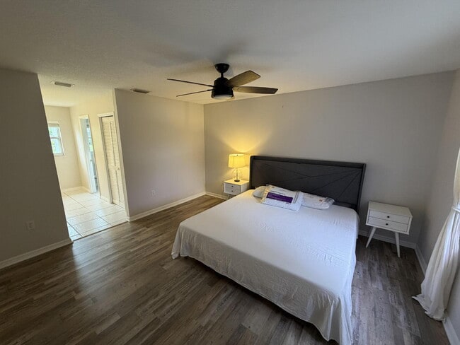 Building Photo - Move-In Ready 3/2 in Six Mile Creek | New Appliances | 2-Car Garage