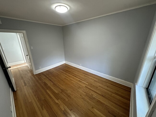 Building Photo - 7331 N Honore St