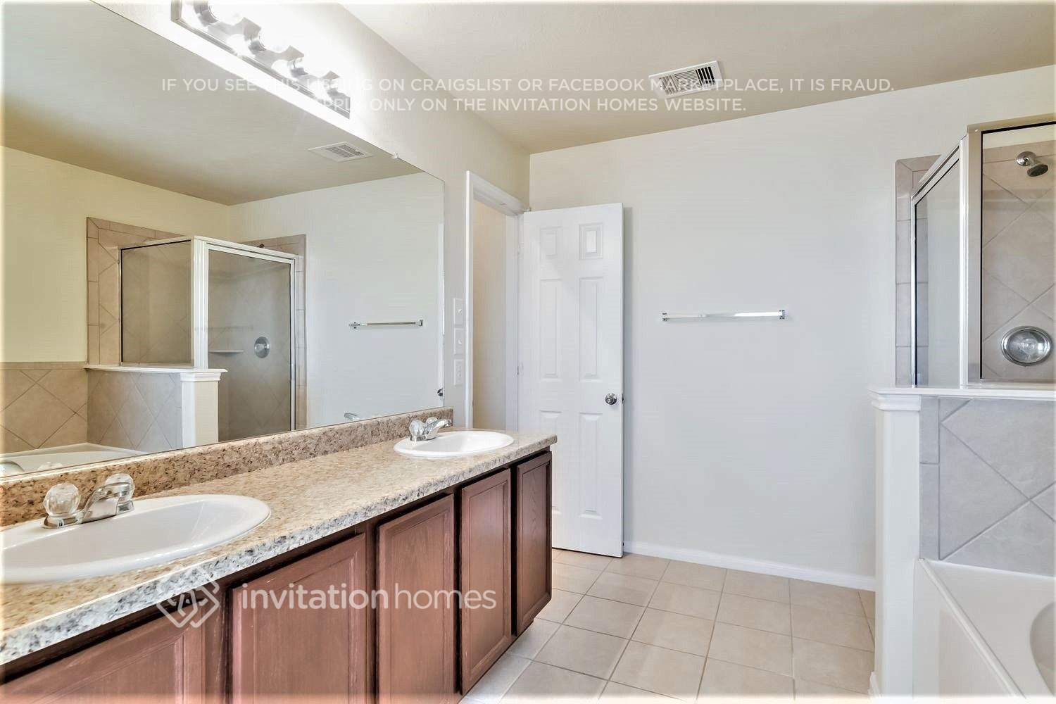 Building Photo - 5902 Deep S Dr