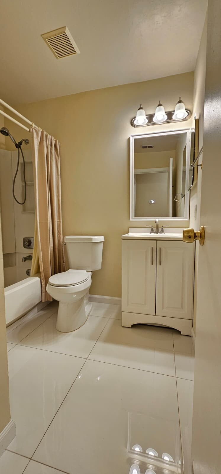 Building Photo - 1251 SW 84th Ter