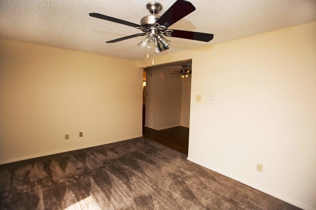Living Area - Park at 54th Apartments