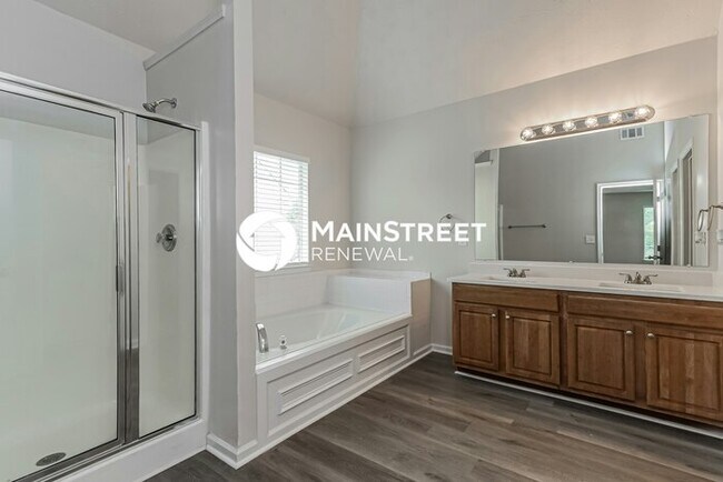 Building Photo - 4 Bedroom Pet-Friendly Home in MCDONOUGH, GA with Main Street Renewal