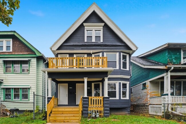 Building Photo - 3166 N 16th St