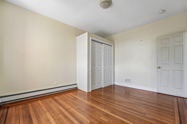 Building Photo - 310 Palisade Ave