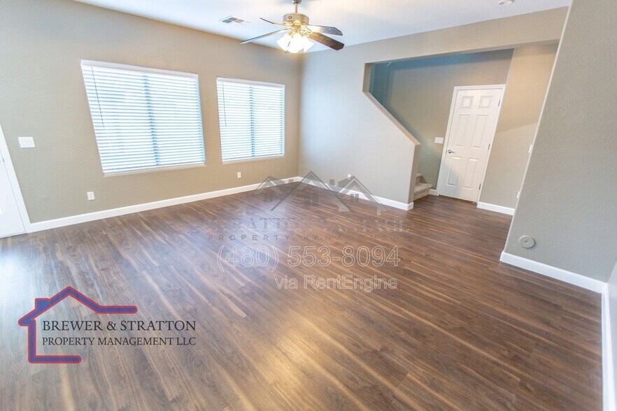 Building Photo - 5816 W Gwen St