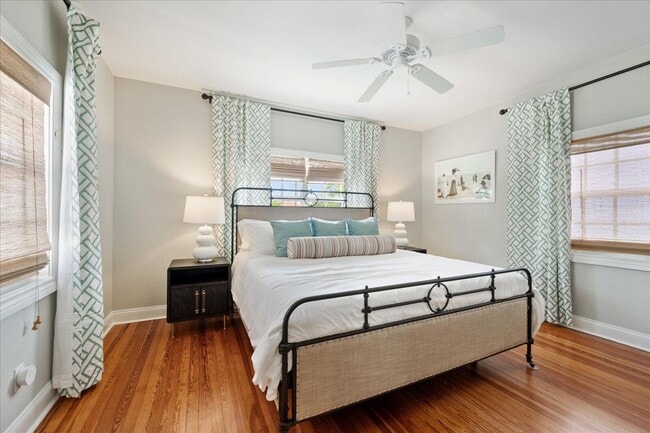 Building Photo - 221 Greymon Dr