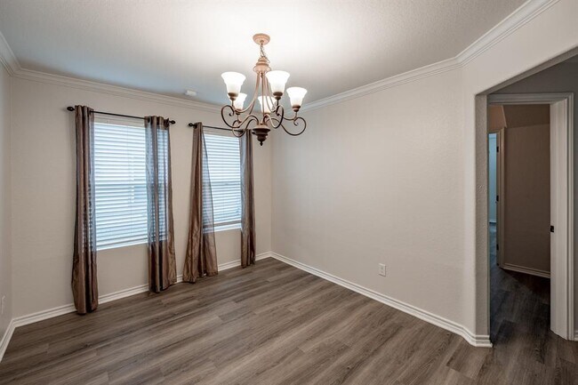 Building Photo - 9917 Kingfisher Dr