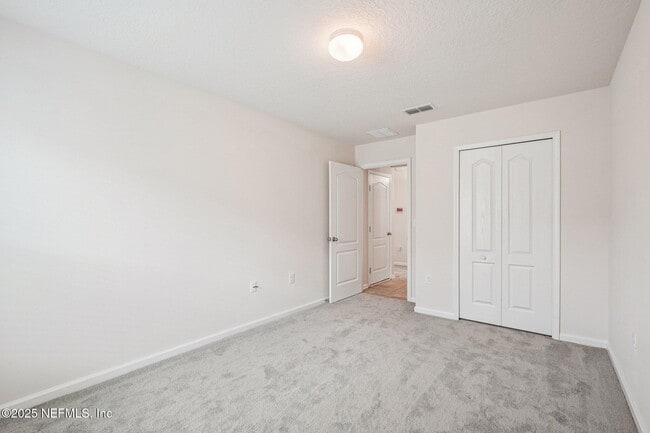 Building Photo - 633 Seville Pkwy