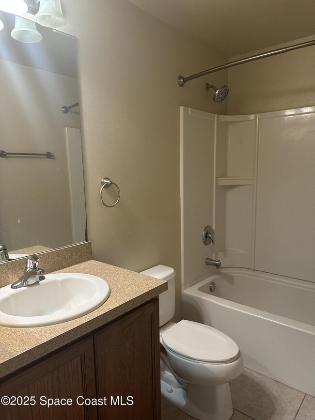 Building Photo - 464 Dryden Cir
