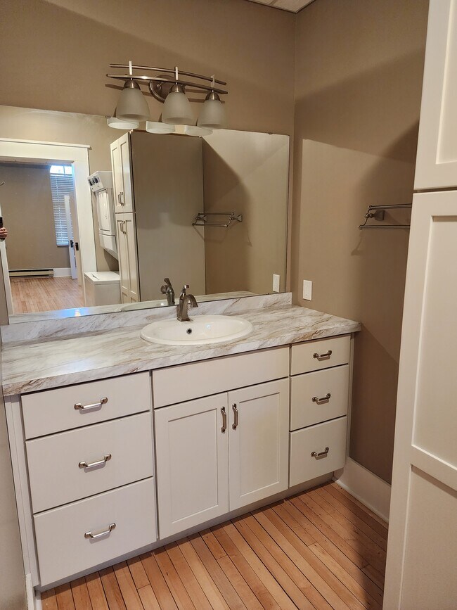 Large vanity - 604 Main Ave
