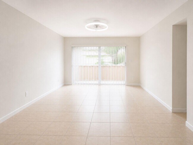 Building Photo - 2730 Forest Hills Blvd