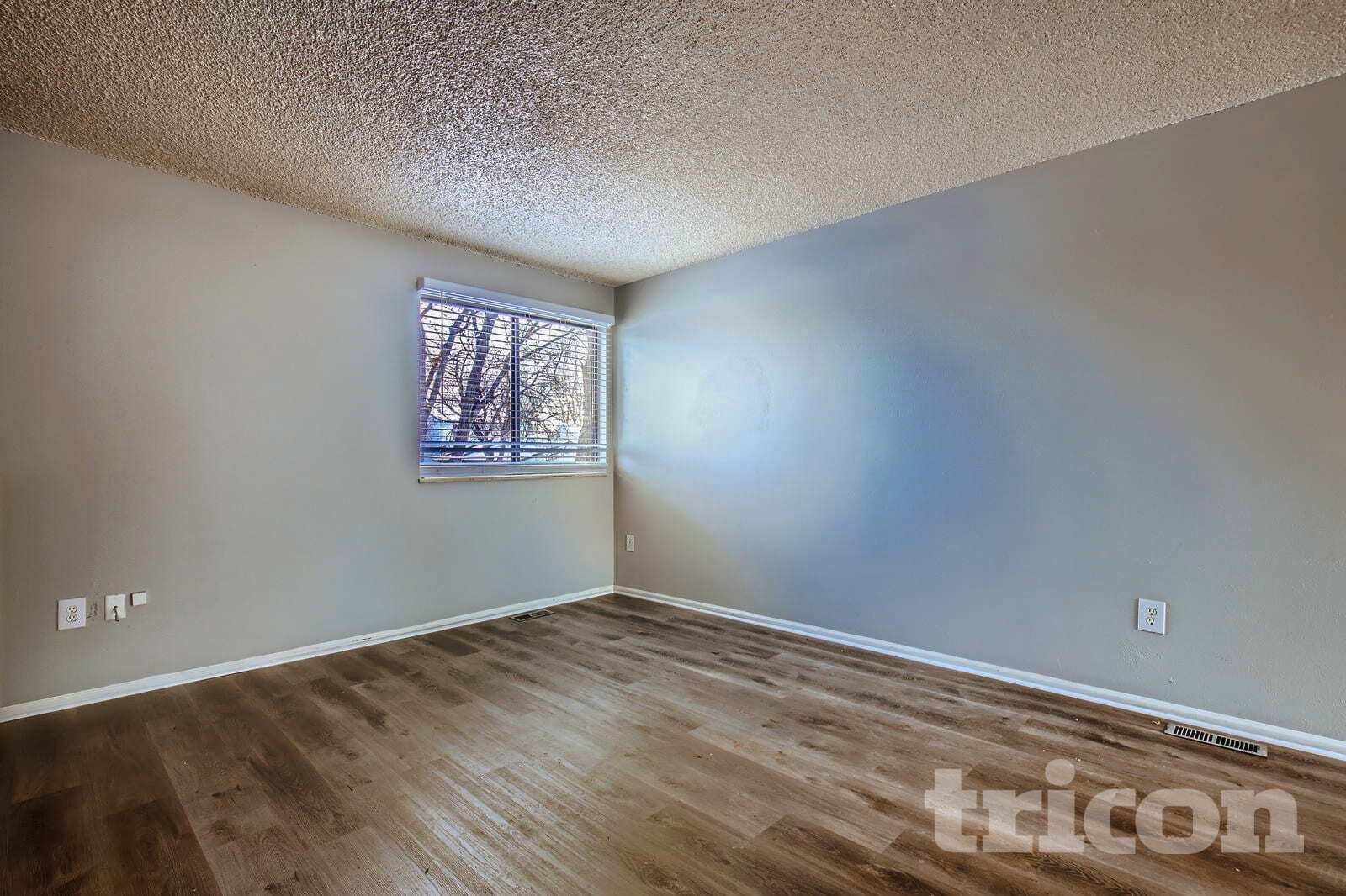 Building Photo - 9181 Newton St