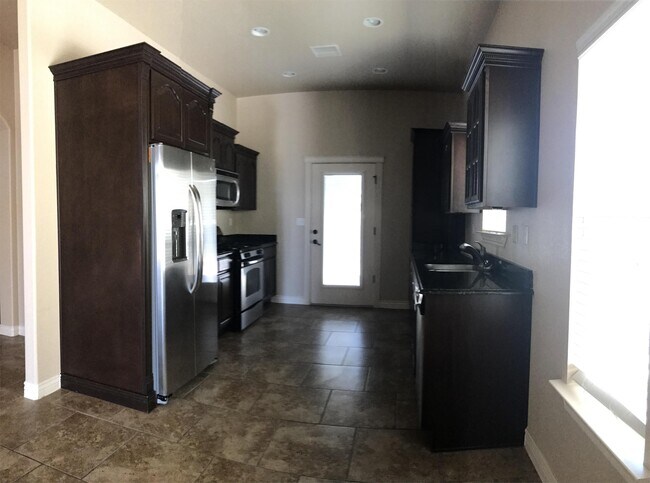 Building Photo - 3677 Grand Cayman Ln