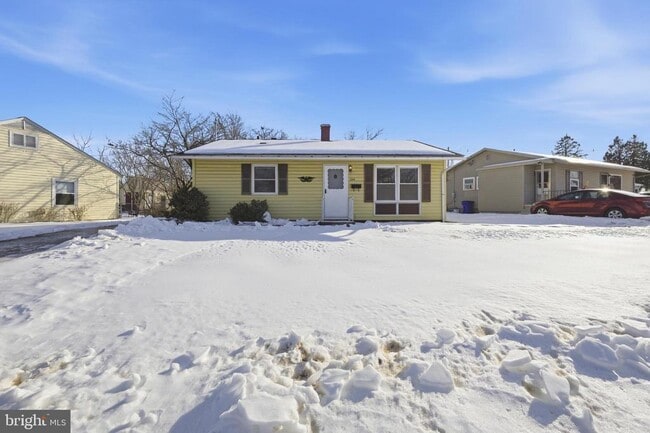 Building Photo - 444 Carrollton Dr