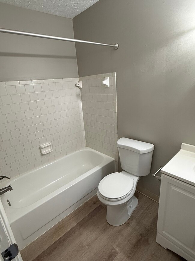 Building Photo - 2 bedroom townhome in Dublin Schools