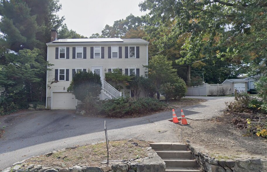 Primary Photo - 202 Dale St