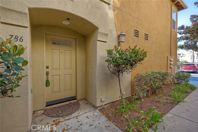 Building Photo - 786 Callecita Aquilla Sur